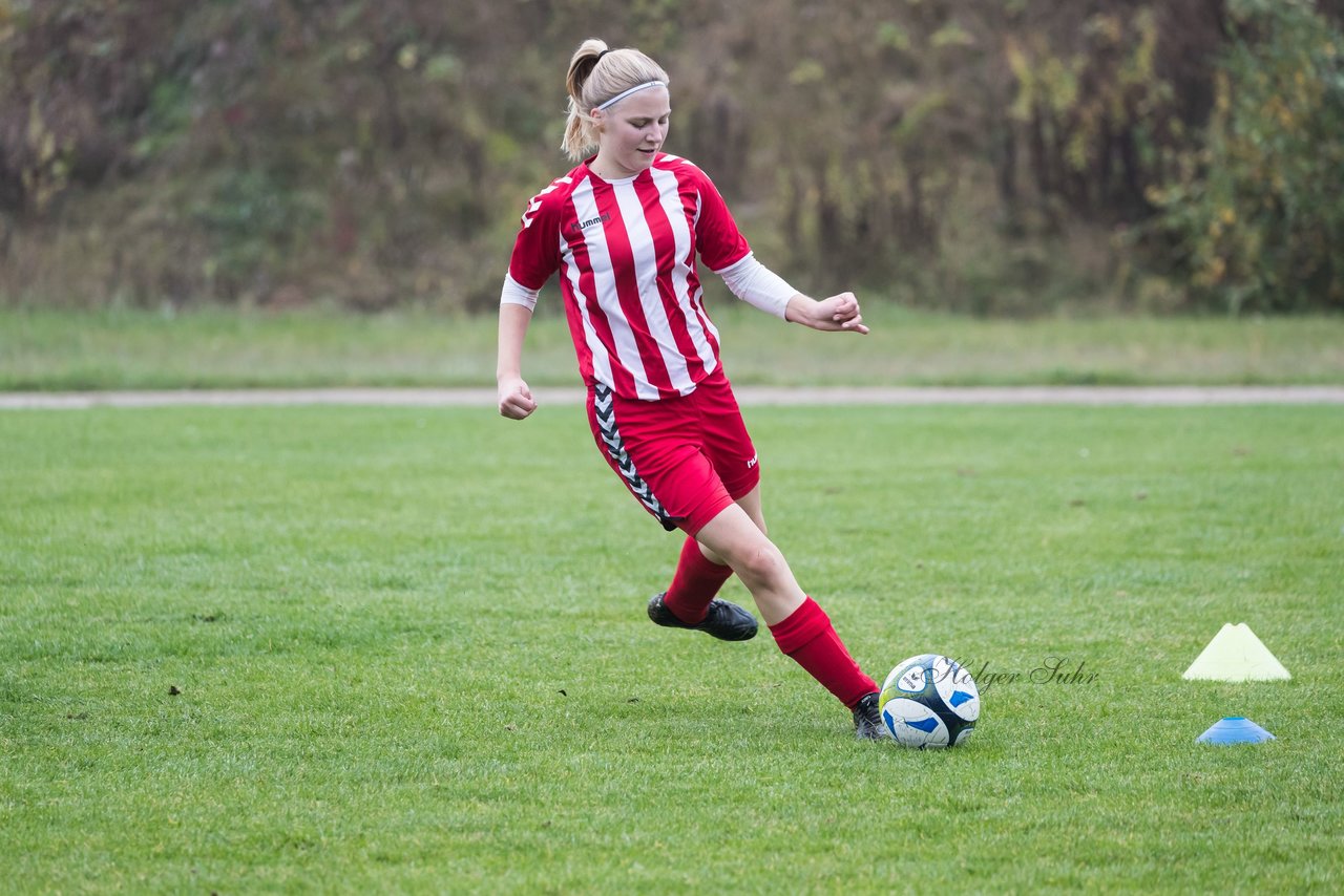 Bild 142 - wBJ TuS Tensfeld - SV Fortuna St. Juergen